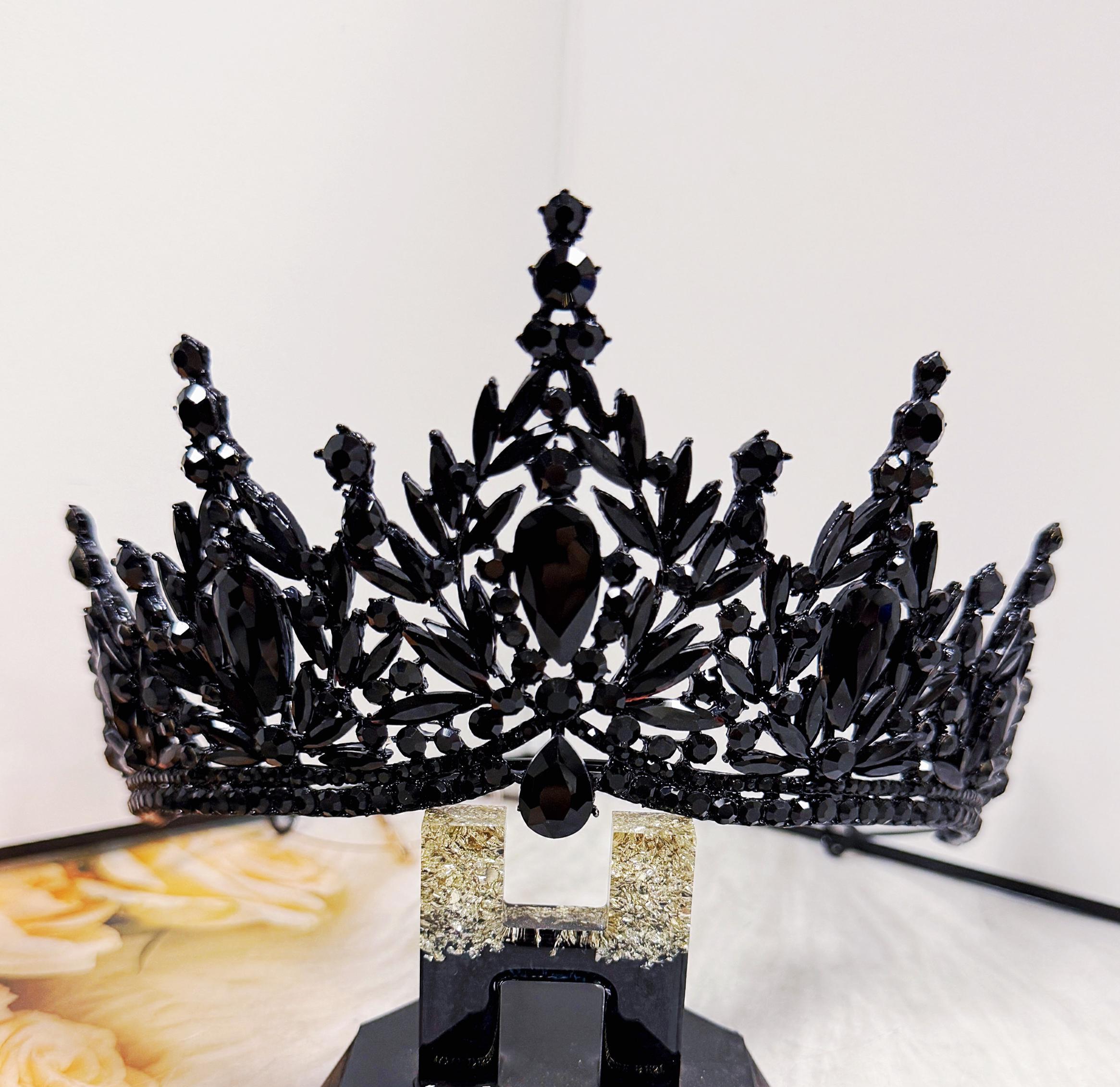 Gothic Crowns