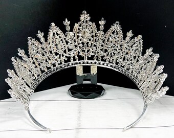Couronne/tiare Cristal Scintillante Pour Femme - Diamètre 15cm, Hauteur 6,5cm - Pour Mariage, Bal, Fête Princesse, Anniversaire