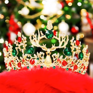 Red and Green Tiara - Etsy display picture 1