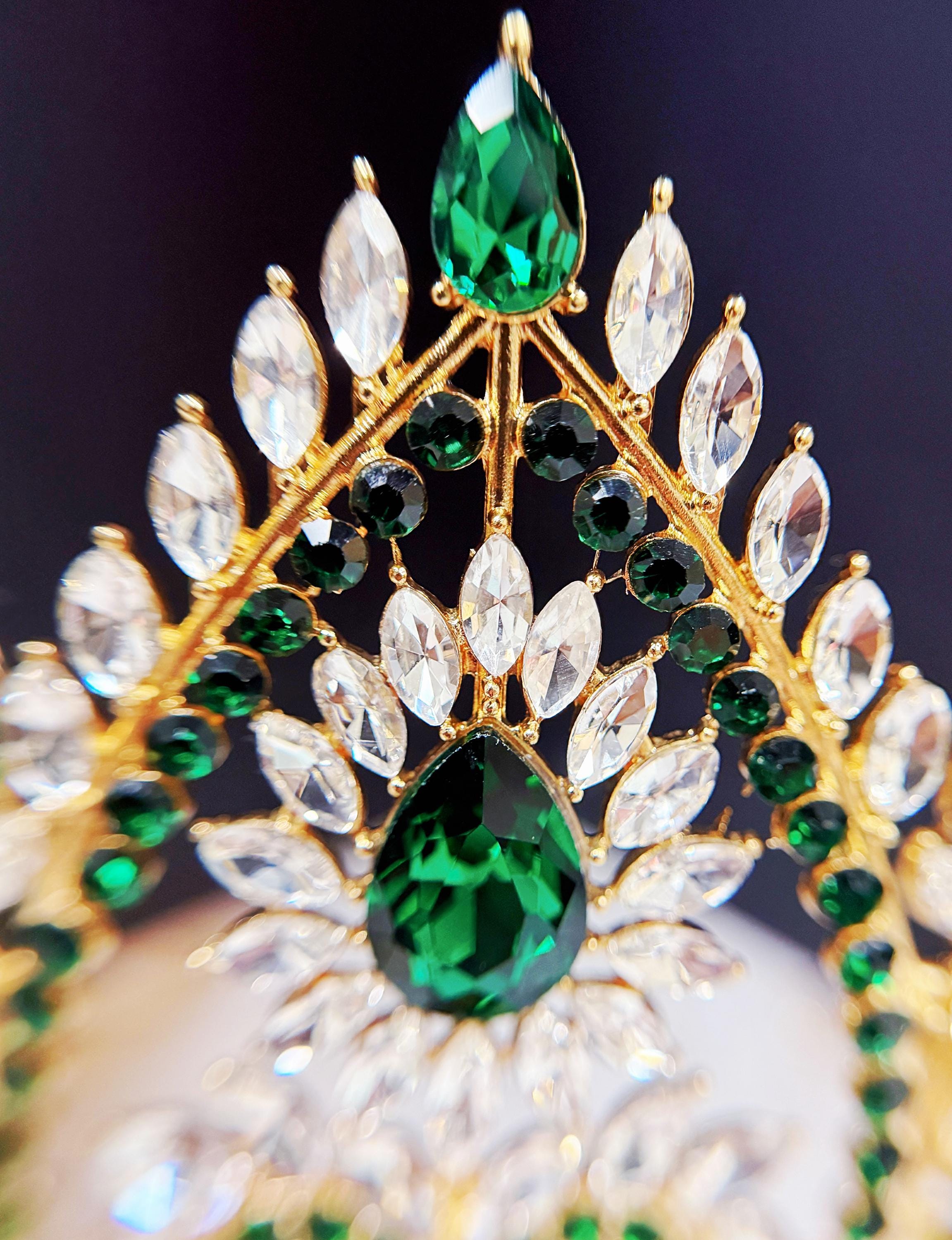 Vintage Gold Tiara with Emerald Green Crystals Handmade Emerald Crystal Crown: Vintage Queen Tiara - Etsy main image 3