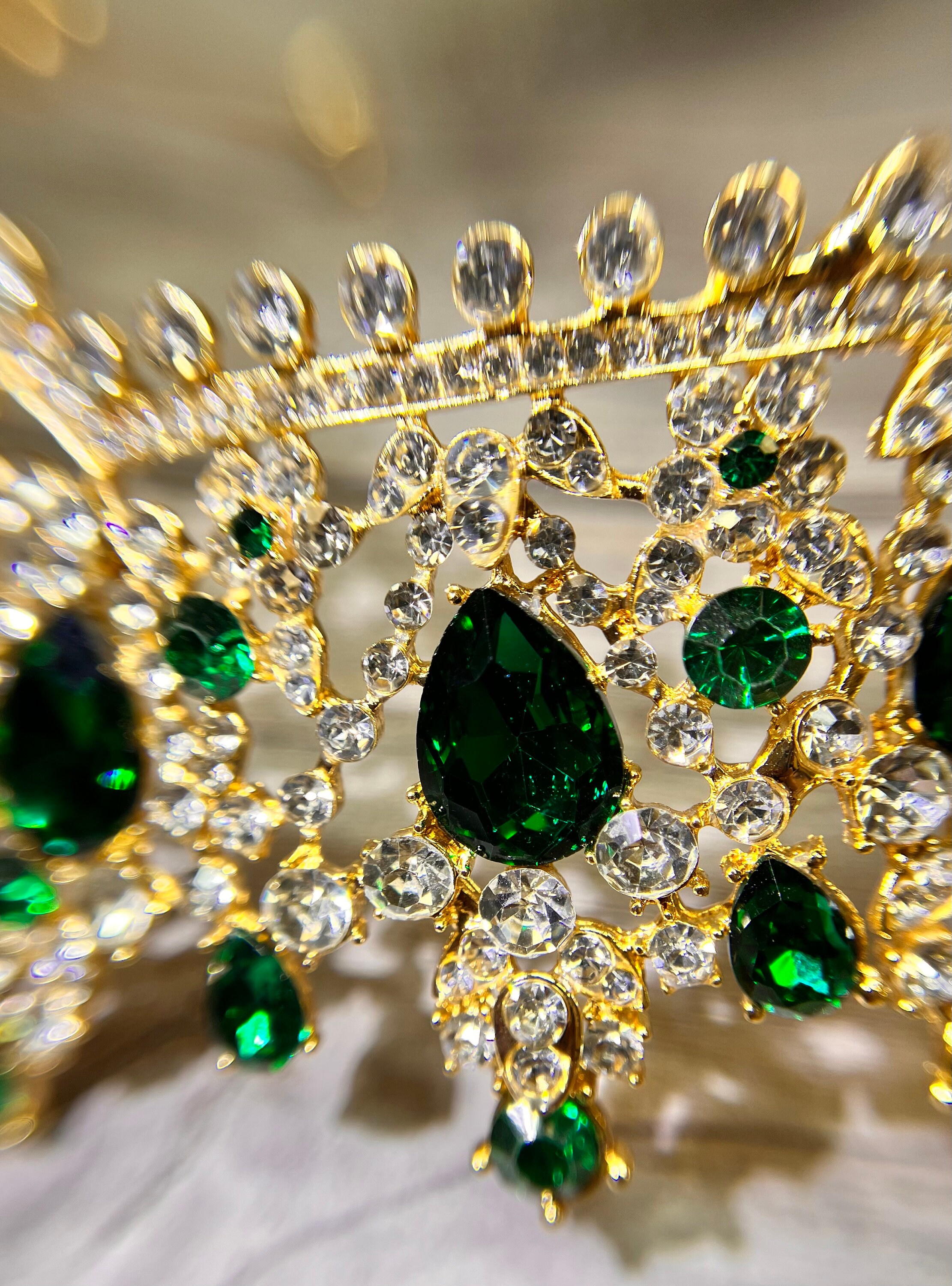 Elegant Green and Gold Tiara, high quality crystals FAST SHIPPING! Gold Refined Tiara Adorned With Green  main image 3