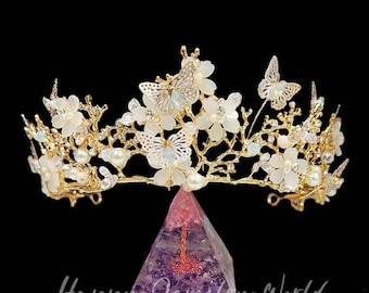 Gold Butterfly Flower Crown Tiara Pearl Crystal Fairycore Bridal Headpiece Fairy Butterfly Crown With Flowers and Pearls, Boho Bridal  main image 4