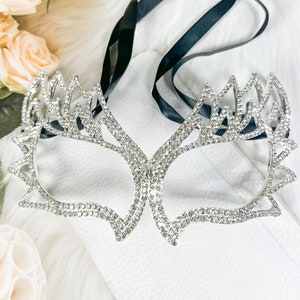 Silver Masquerade Mask, Mardi Gras Mask, Clear Crystal Party Eye Mask, Festival Mask, Carnival Mask, Masquerade Ball Mask, Prom Mask