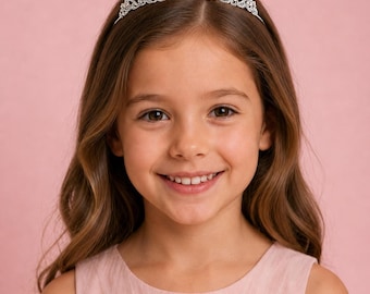 Kids Zirconia Tiara, Small Silver Crystal Crown, Flower Girl Headpiece, Birthday Princess Crown, Pageant and Dress-Up Accessory