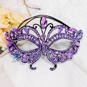 Máscara de mascarada morada, máscara teatral, máscara de fiesta negra, máscara de cristal lavanda, máscara de baile de bienvenida, máscara veneciana, máscara de Halloween