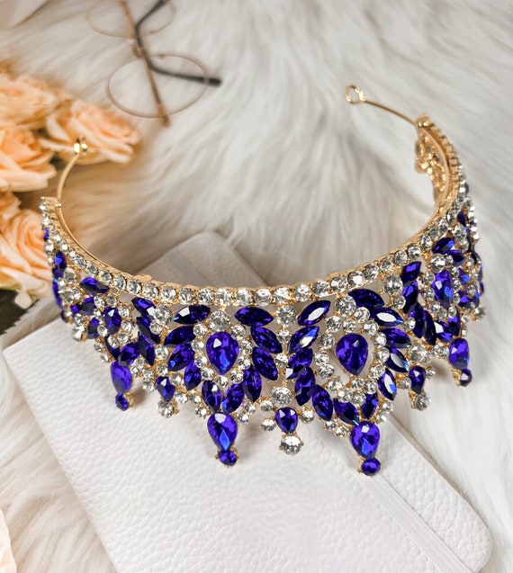 Baroque Gold Crystal Tiara: Vintage Blue Gemstone Wedding  display picture 2