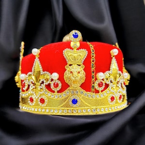 Königliche rote Samt-Königskrone: Gold Crystal Renaissance Diadem