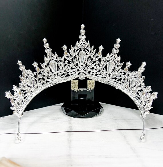 Lavender Crystal Crown: Victorian Bridal Tiara, Silver Hair  display picture 1