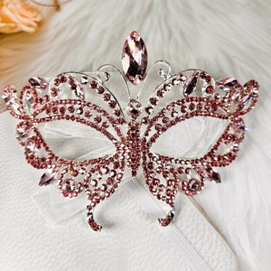 Máscara de mariposa rosa con diamantes de imitación para fiestas de disfraces: Máscara plateada para ojos de fiesta de bodas