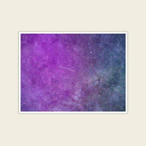 Nachthimmel Poster | Sternenhimmel Wandbild im Gemälde-Stil | Sternschnuppe Kunstdruck | Lila Himmel Deko | Abstraktes Himmelsbild