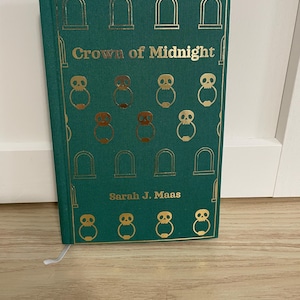 Crown of Midnight Handbound Special Edition