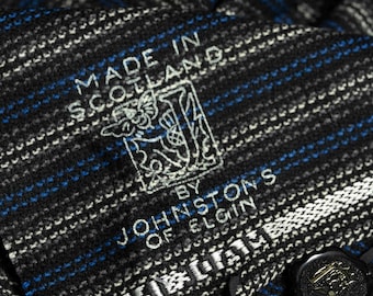 NWT Johnstons of Elgin 100% Cashmere Silver Bannockbane Made in