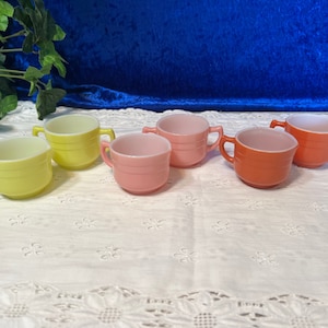 Vintage Hazel Atlas Child Play Dishes, Moderntone Little Hostess Creamer & Sugar, Choice of 3 Different Color Sets, Tea Set, Miniature