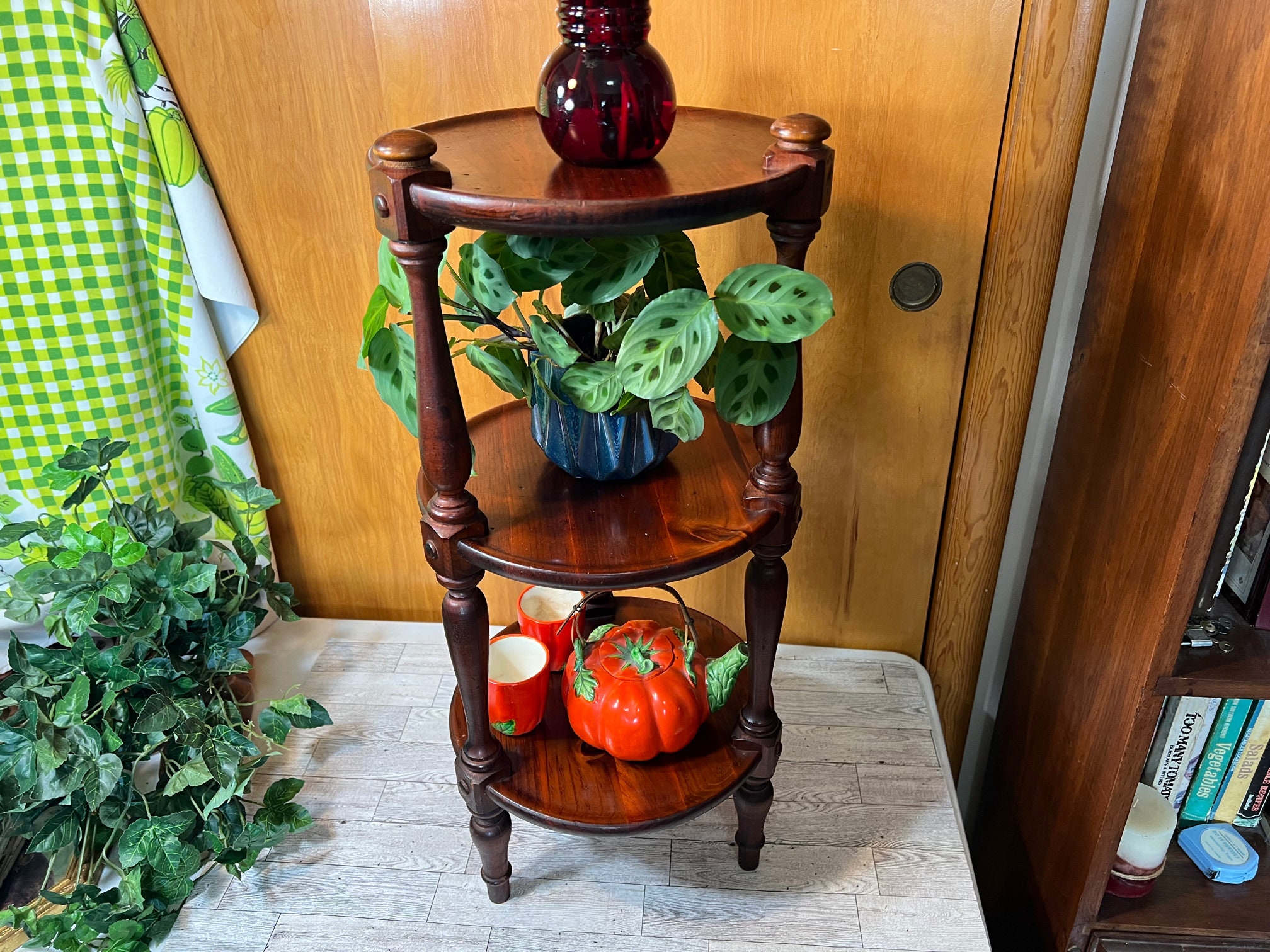Vintage 1975 Ethan Allen Round 3 tier Accent End Table Plant