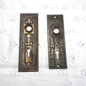 Antique Late 1800s Victorian Eastlake Style Door Knob Backplates, Architectural Salvage Back Plates Metal Restoration Hardware Escutcheon