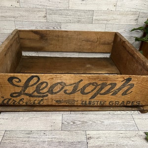 Vintage Rustic Wood Crate Grapes Fruit, Fresno CA, Wood Wall Decor, Storage, Wooden Box Rustic Country Farmhouse Kitchen Decor