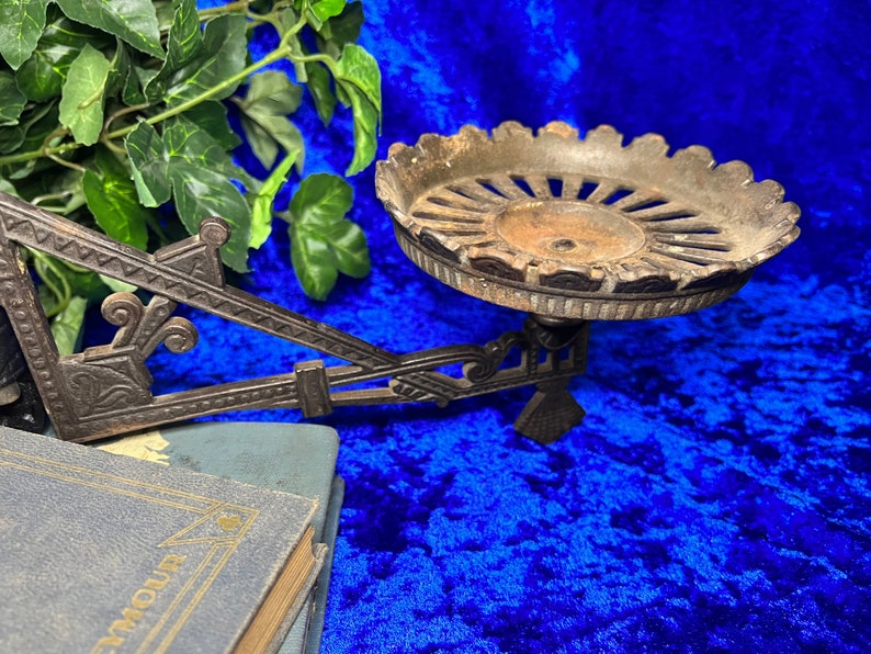 Antique Cast Iron Kerosene Oil Lamp Holder, Eastlake Style Swivel Wall