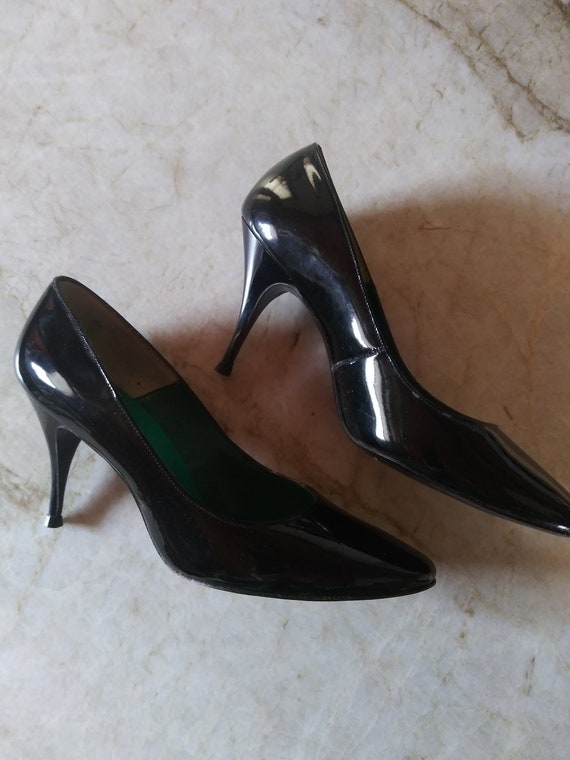 Vintage Black Patent Pumps - image 2