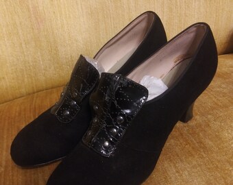 Chaussures pour femmes des années 40 en noir