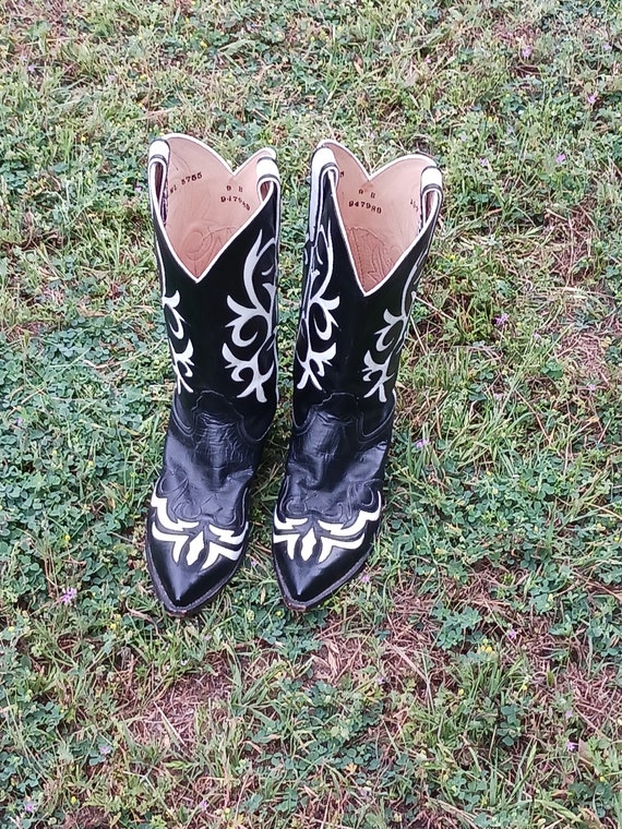 Distinguished Black & White Boots by Larry Mahan