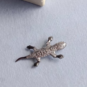 Dainty Lizard Pendant,Zircon Lizard Jewelry,925 Sterling Silver,Gecko Unisex Necklace, Animal Reptile Pendant, Lizard Charm, Minimalist Gift