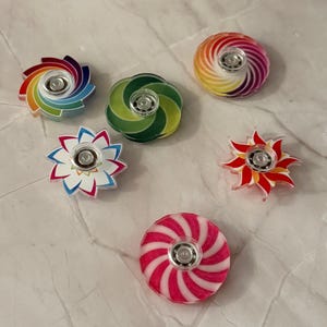 Mini Multicoloured Fidget Spinner Toy, Random Colour, Pocket-Sized Stress Relief Spinner