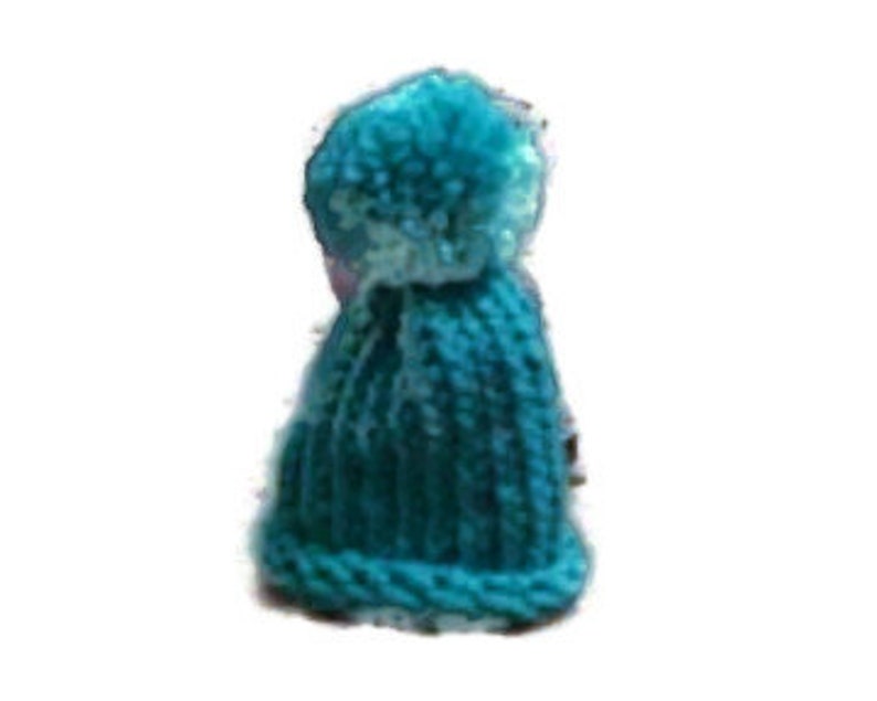 Mini Winter hat you cant wear it. image 1