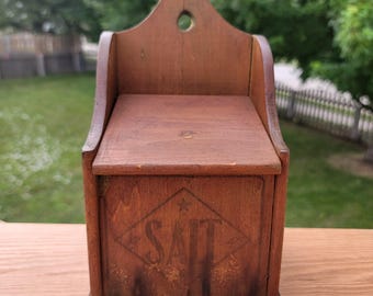 Vintage Primitive Bauernhaus hölzerne klappbare schräge hängende Salzbox
