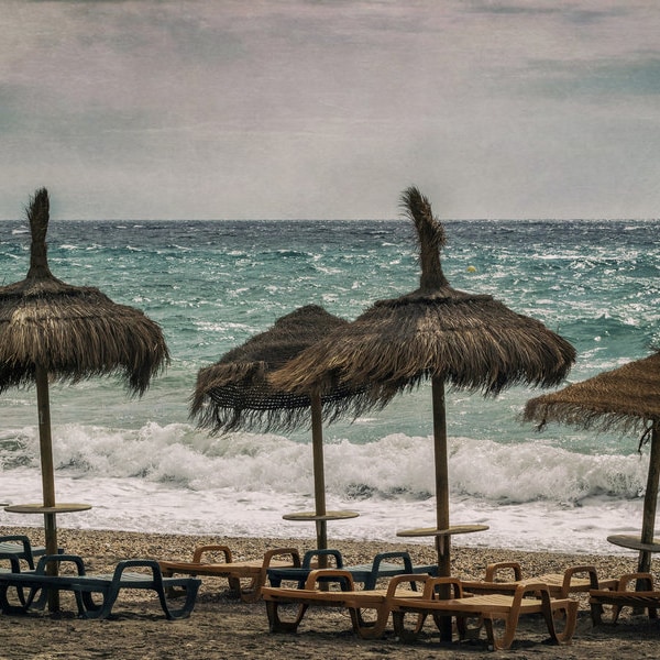 PARASOLS, Original photograph signed, numbered by Lionel Le Jeune