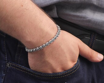 Pulsera gótica de plata de ley hecha a mano - Personalizada y grabada