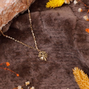 Jewellery Pit - Four-Leaf Clover Gold Plated Sterling Silver Necklace - Gold Jewelry for Women Aesthetic and Cute - Birthday Gifts for Women