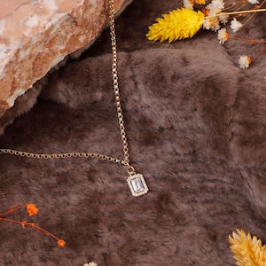 Jewellery Pit - Baguette Necklace with Zircon Stone in Gold Plated Sterling Silver - Cute and Aesthetic Necklace