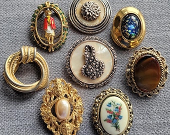 Vintage hinged scarf clips Scarf rings 1950s 1960s