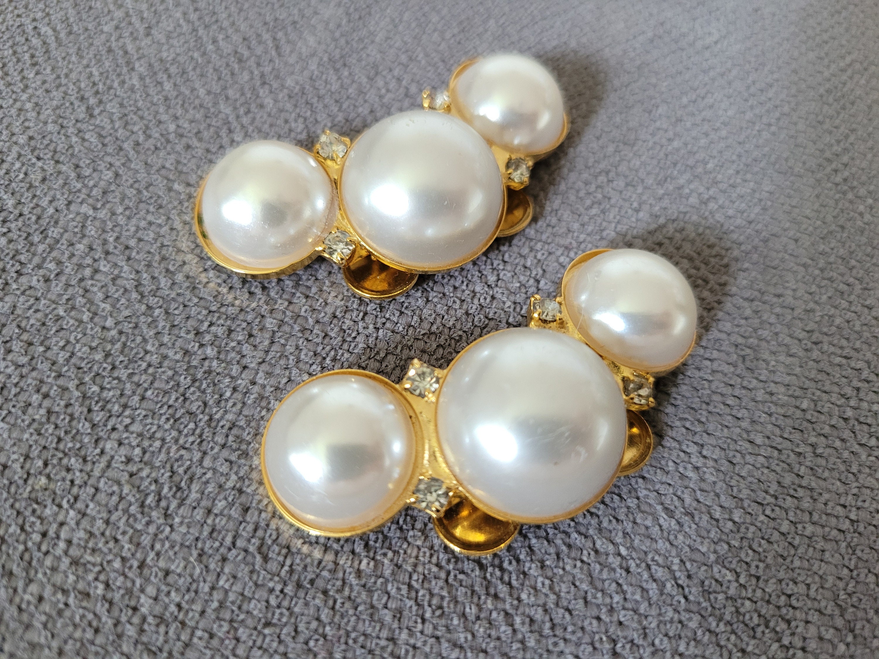 Vintage Faux Pearl Shoe Clips: 1960s Gold Tone Bridal Shoe Jewelry