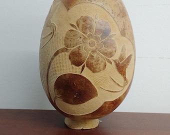 Vintage handmade,hand carved gourd vessel vase 6.25" tropical seen