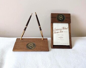 Vintage walnut double pen holder and memo box for office table Doringer