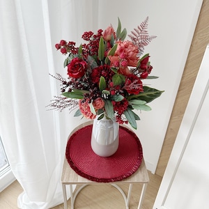 Classic red bouquet with roses, berries & dahlias made of artificial flowers - Flower Bouquet Eucalyptus - by Lieblingskrams