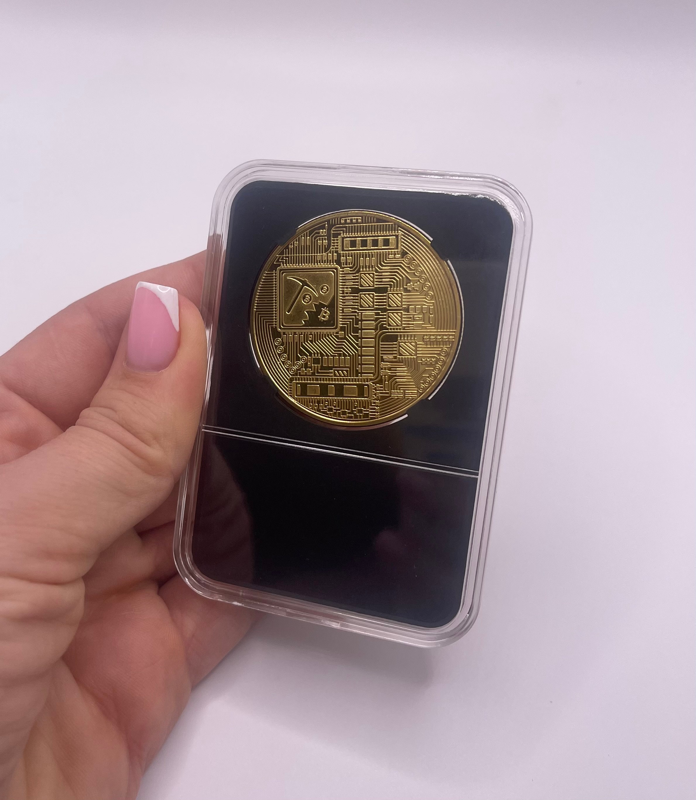 Bitcoin Display Case Limited Edition Bitcoin Collector Coin - Gold Plated  Crypto Coin In Display Case Crypto Memorabilia