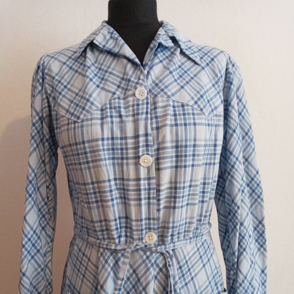 Vintage 1940s 1950s French chore dress blue white checked plaid cotton workwear belted day duster coat work original mends