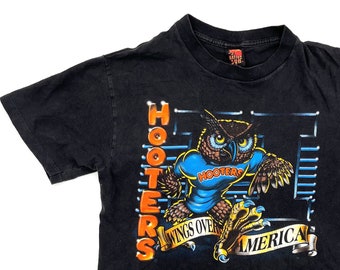 Vintage Hooters Tampa Bike Show from the 90s Single and Double Stitch All Around Size M