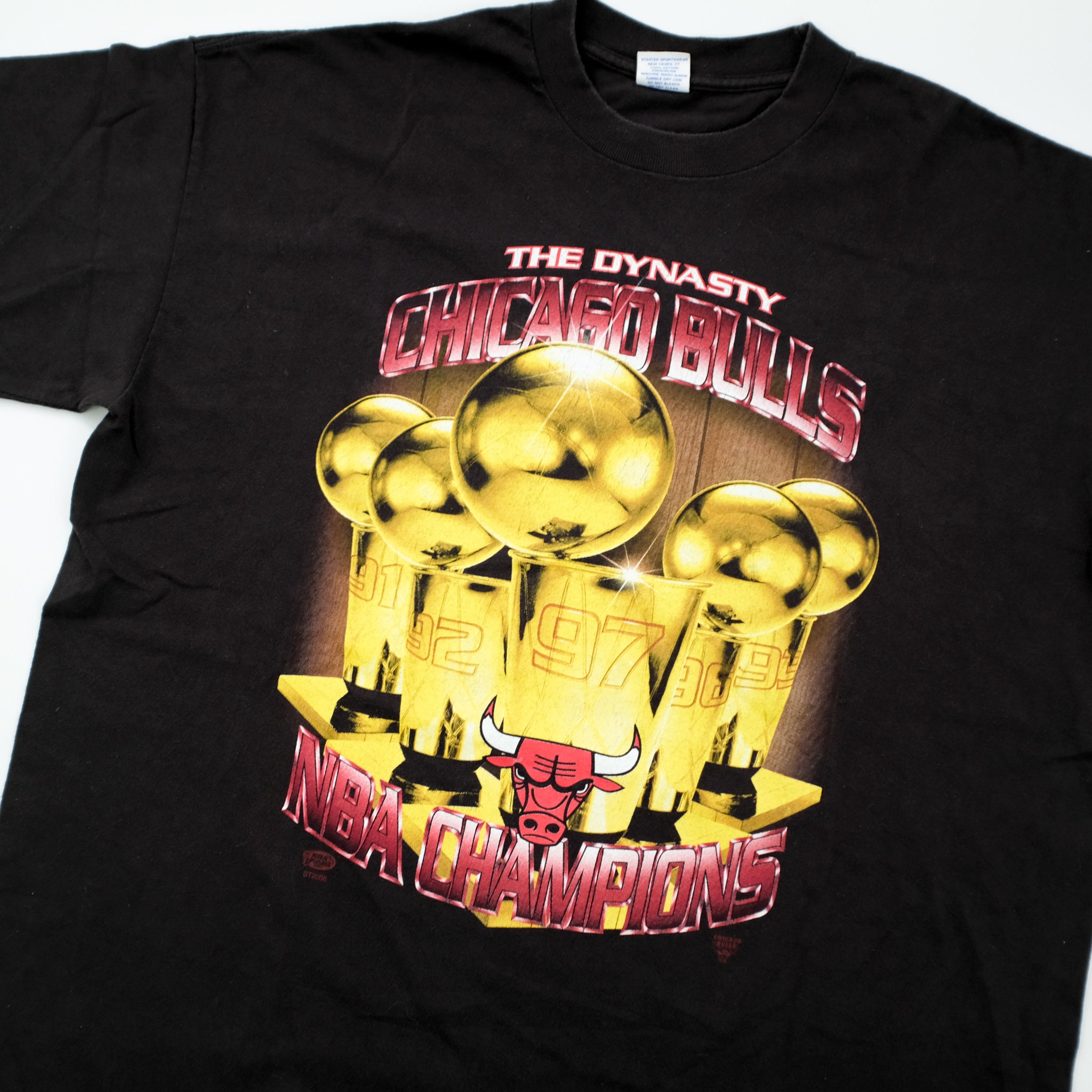 Chicago Bulls The Dynasty 97 NBA Champions Vintage Mens XL T-Shirt