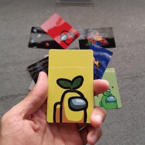 Among Us - Pegatinas de Ezlink Card, juego de decoración de papelería, diseño de respaldo de tarjeta de débito de crédito, regalo de billetera divertida, compañero de tripulación de sus impostores entre ustedes
