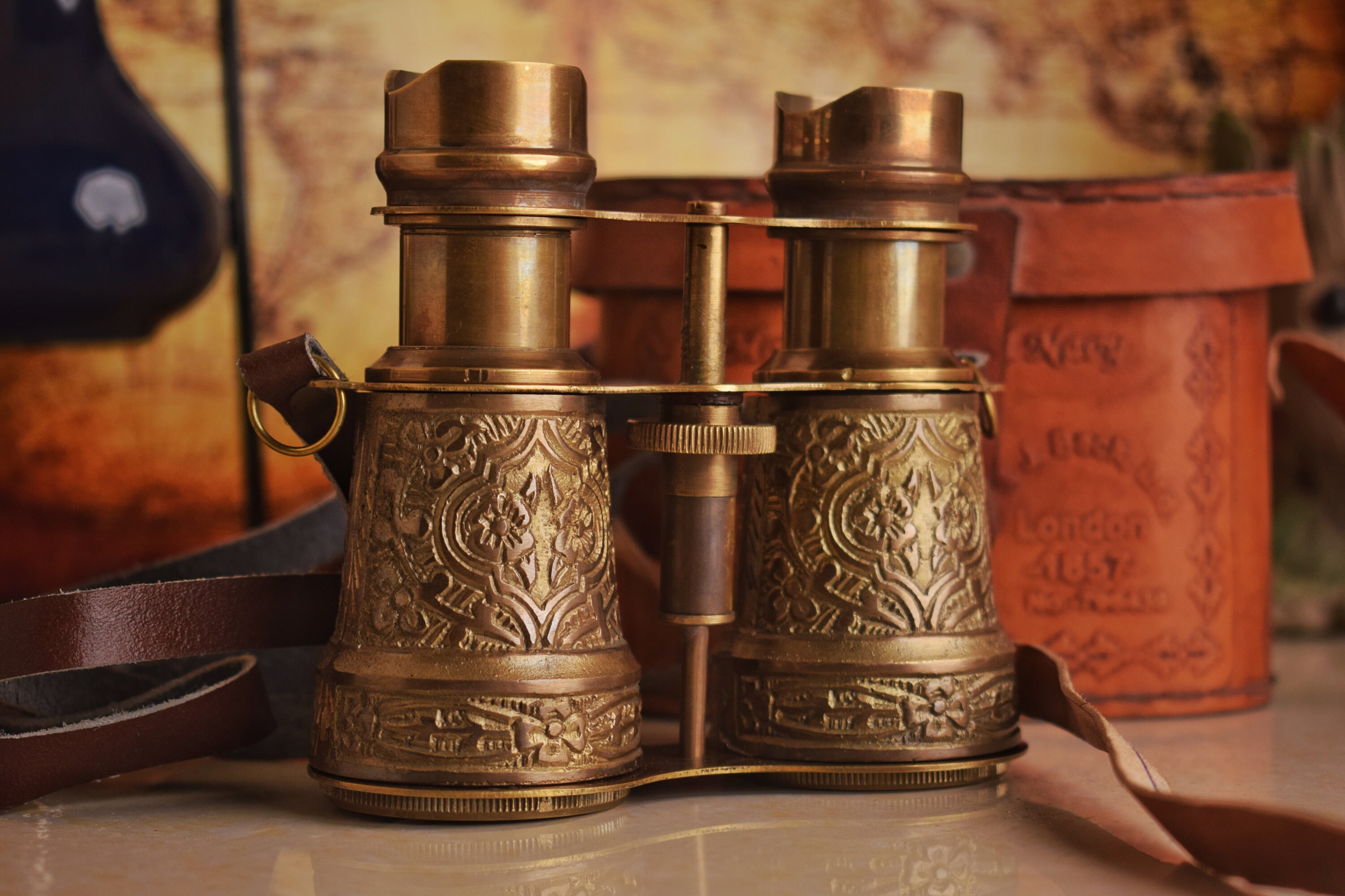 Zeiss 10X40 Binoculars for sale Only 4 left at 70