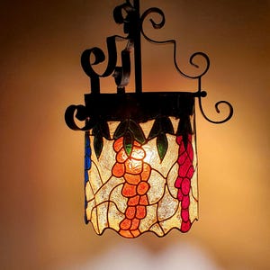 Stained Glass Tavern Pendant Light: Liberty Style Italian Chandelier