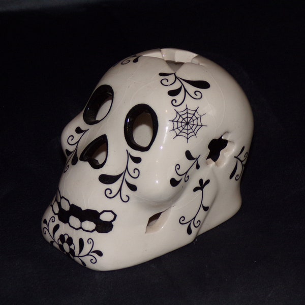 Ceramic Skull Tealight Candle Holder