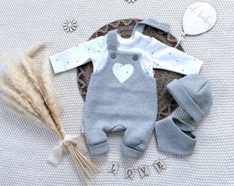 Handmade baby set – dungarees with heart appliqué & organic jersey shirt | Can be mixed and matched | Sizes 56-92