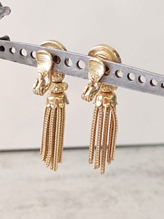 Vtg MONET Dangle Tassel Earrings Signed Gold Tone… - image 5