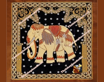 Wall hanging with gold elephants, canvas print - or poster - in 70 cm x 70 cm format for download - digital image file as PDF and JPG