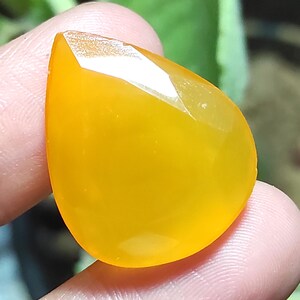 Pietra preziosa sfusa cabochon di corniola naturale, pietra preziosa sfaccettata di corniola arancione, corniola liscia a forma di pera, cabochon di corniola, pietra pendente