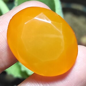 Pietra preziosa sfusa cabochon di corniola naturale, pietra preziosa sfaccettata di corniola arancione, corniola liscia di forma ovale, cabochon di corniola, pietra pendente